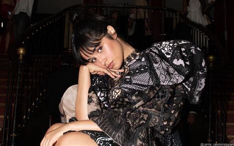 Camila Cabello Shares Topless Pics While Skinny。